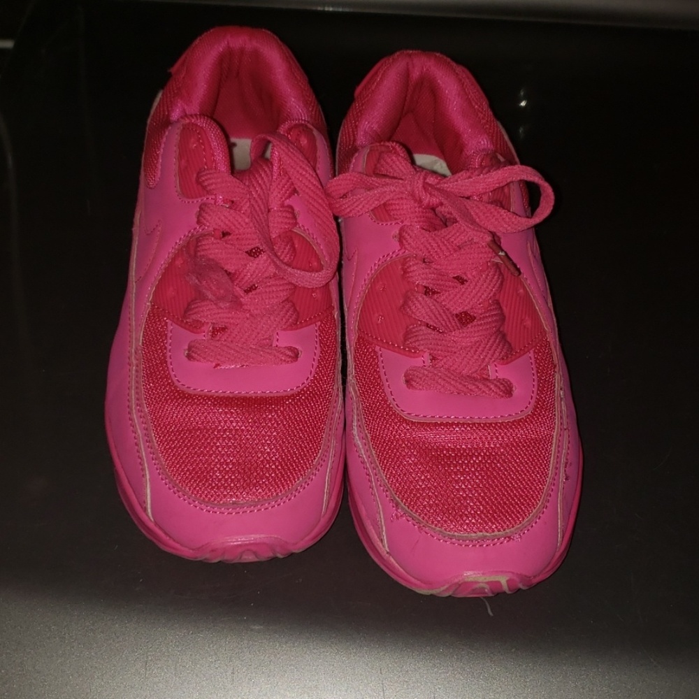 Teenis shoes